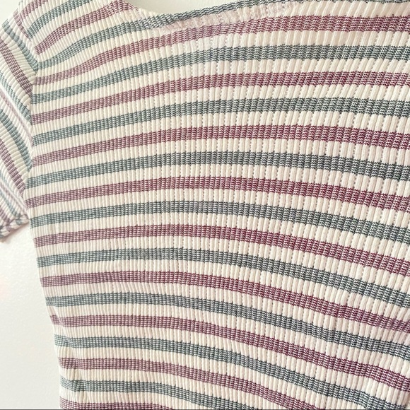 💔SOLD 🚨 VINTAGE Stretchy Top green / red / white CUTE - Picture 3 of 3